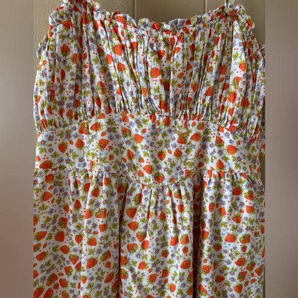 Aerie Women's Sleeveless Strawberry Print Babydoll Dress Size Medium - Picture 2 of 4